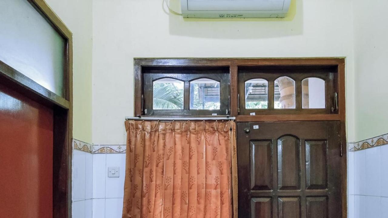 Hotel Shinta 1 Near Stasiun Kertosono Mitra Reddoorz Pelem Zewnętrze zdjęcie